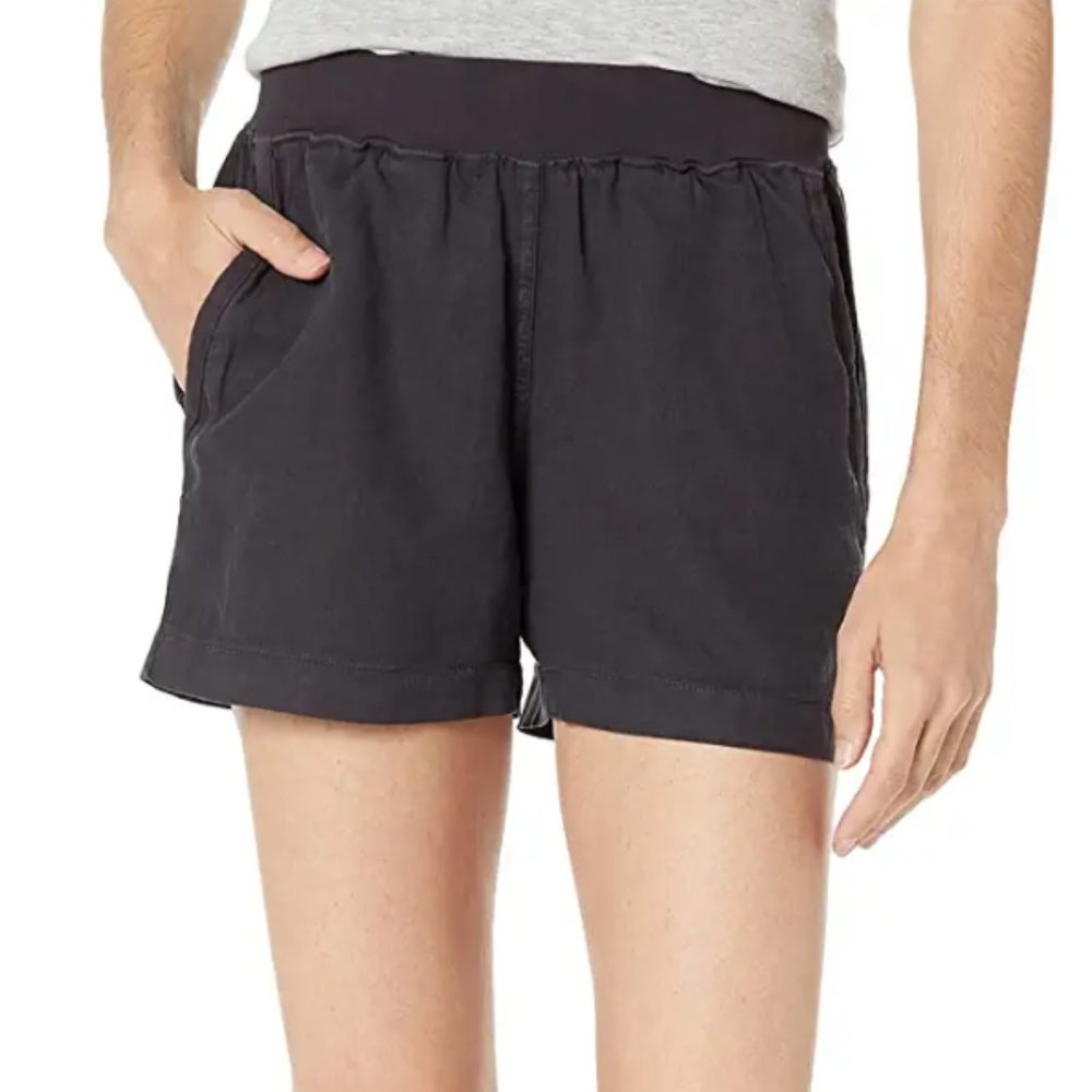 FAHERTY arlie day short in washed black - Picture 5 of 9